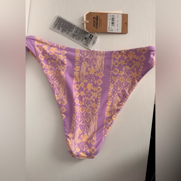 NWT Billabong Catch the Sun Reversible Bikini Bottom Various Sizes. - Picture 10 of 15